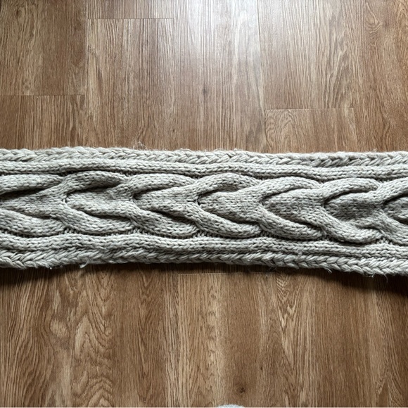 Chunky Knit Infinity Scarf - Picture 2 of 2